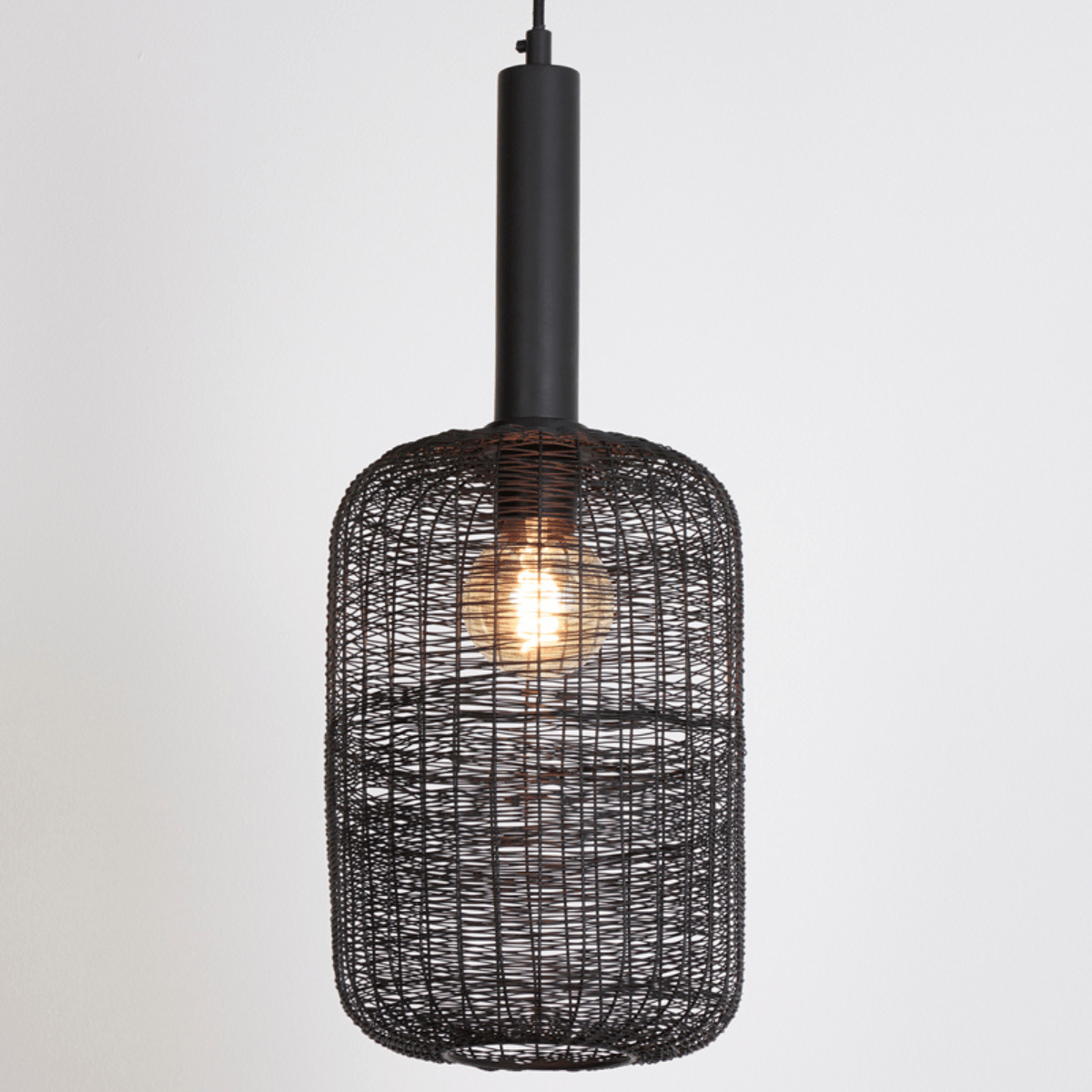 lekkage Ontrouw Beschikbaar Lekang hanglamp Ø22x55 cm mat zwart van het woonmerk Light&Living
